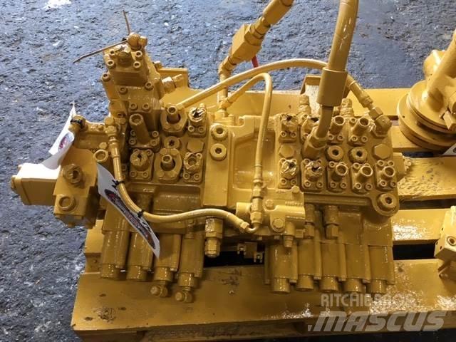  Ventilblok ex. Cat 320L Andre komponenter