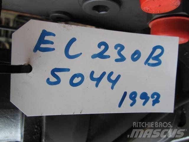 Volvo 230B Krøjegear Anlegg - Annet