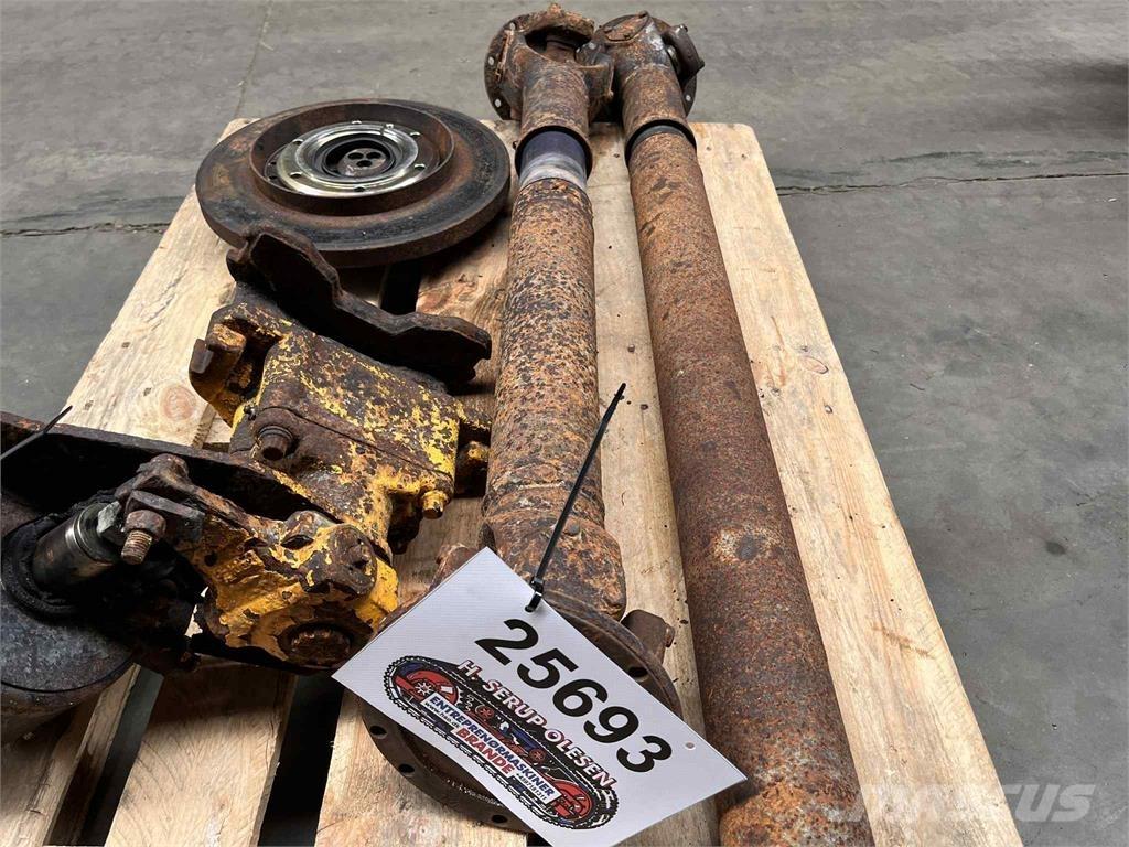 Volvo A25C 6x6 kardan Andre komponenter