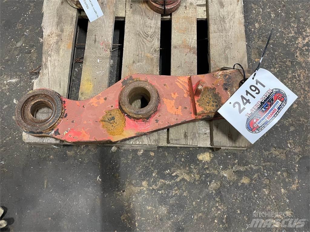 Volvo L120 Link Arm Andre komponenter
