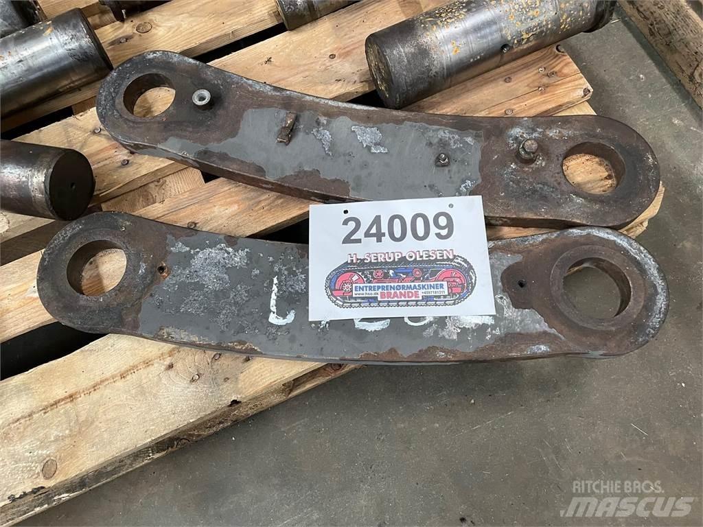 Volvo L120E Link Arm Andre komponenter