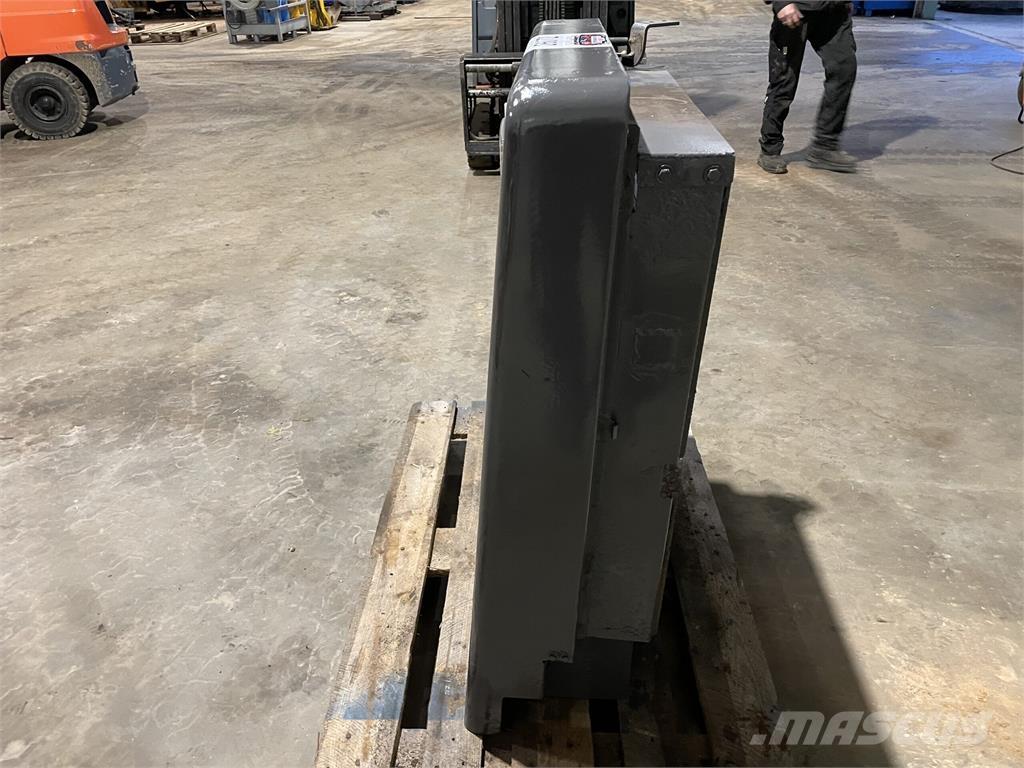 Volvo L70B kølerhjelm Andre komponenter