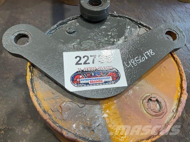 Volvo L90B Link Andre komponenter