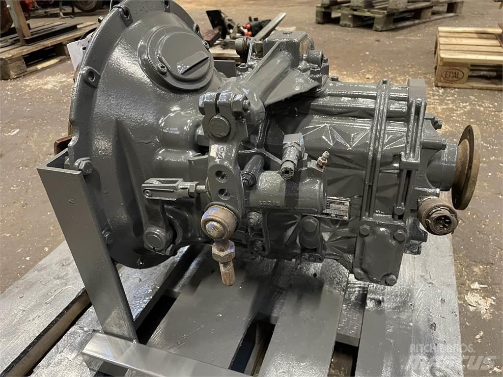 ZF gearkasse type S5-24-3 Girkasse