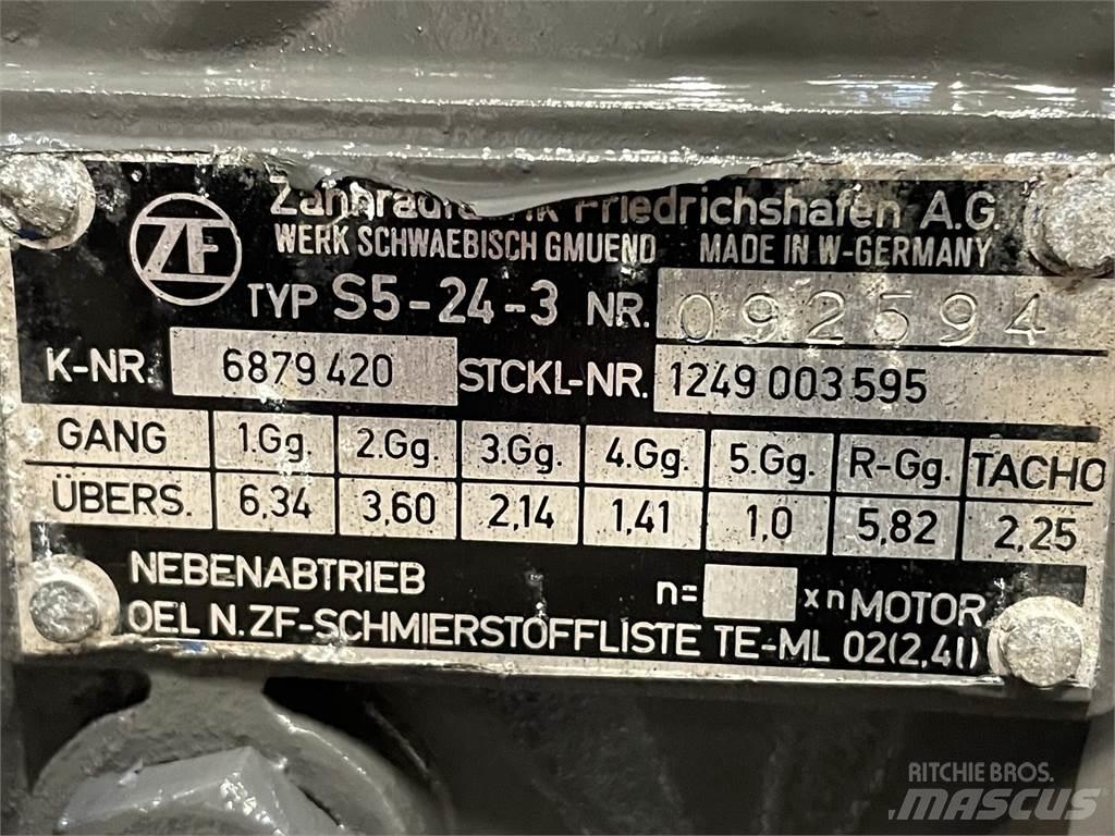 ZF gearkasse type S5-24-3 Girkasse