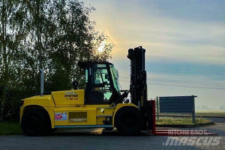 Hyster H16XD12 Diesel Trucker