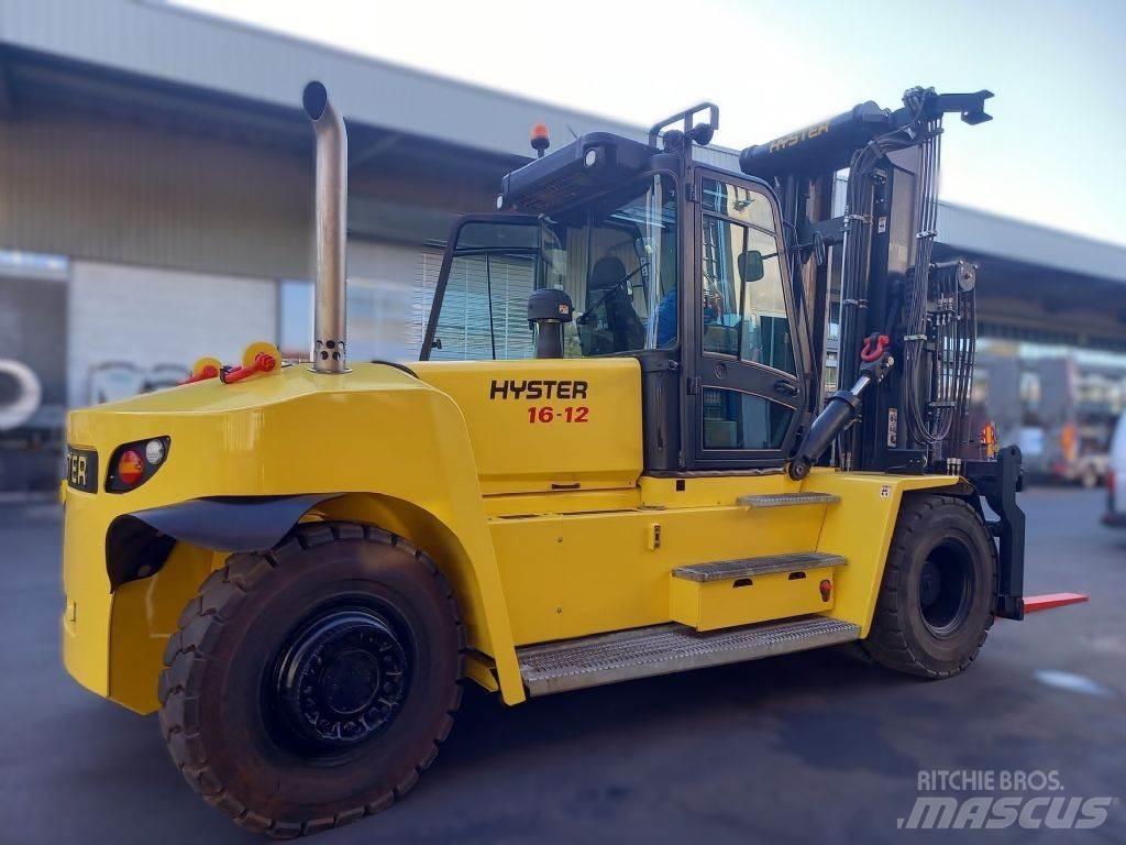 Hyster H16XM12 Diesel Trucker