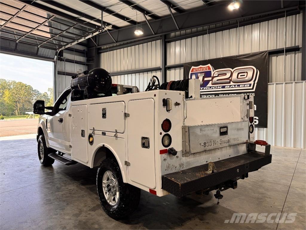 Ford F-250 Kommunalt / generelt kjøretøy