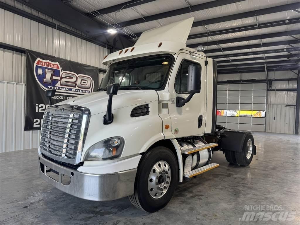 Freightliner CA113 Trekkvogner