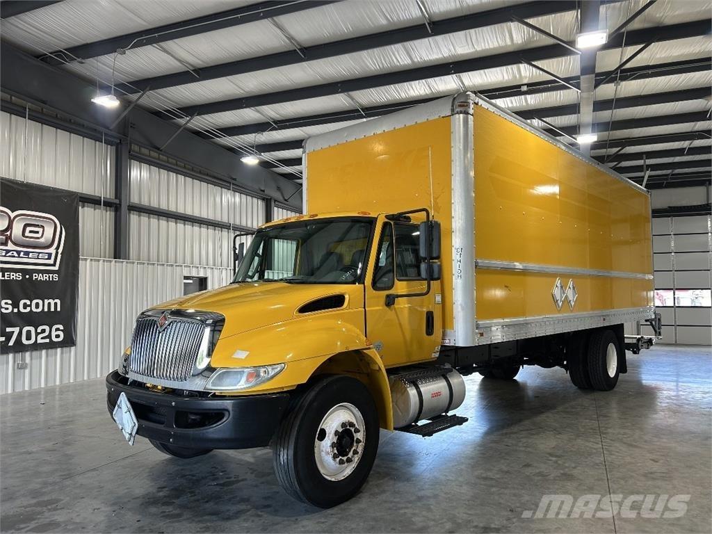 International 4300 Skapbiler