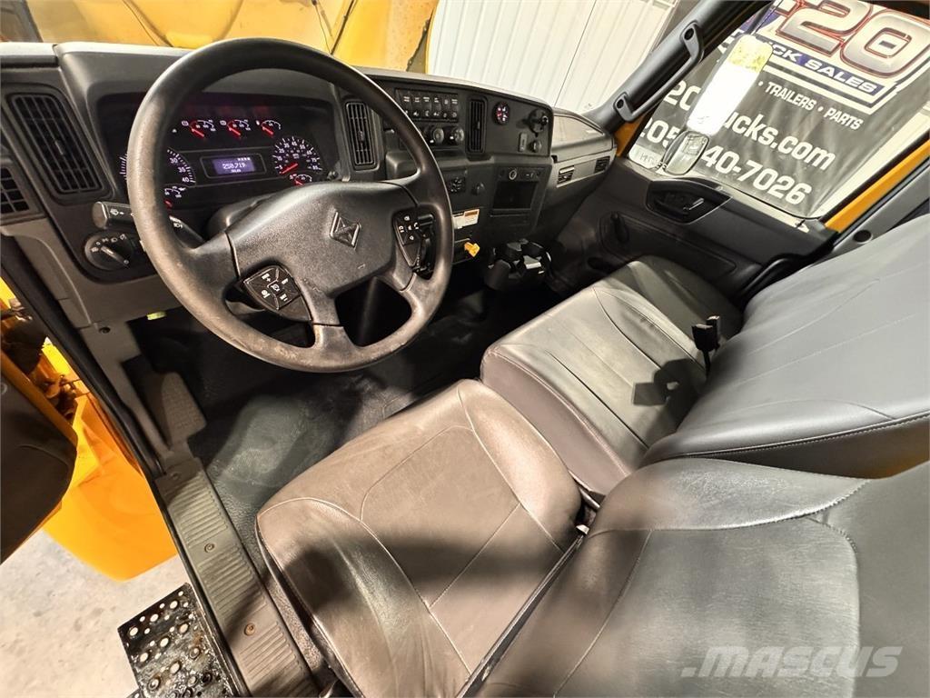 International MV607 Skapbiler