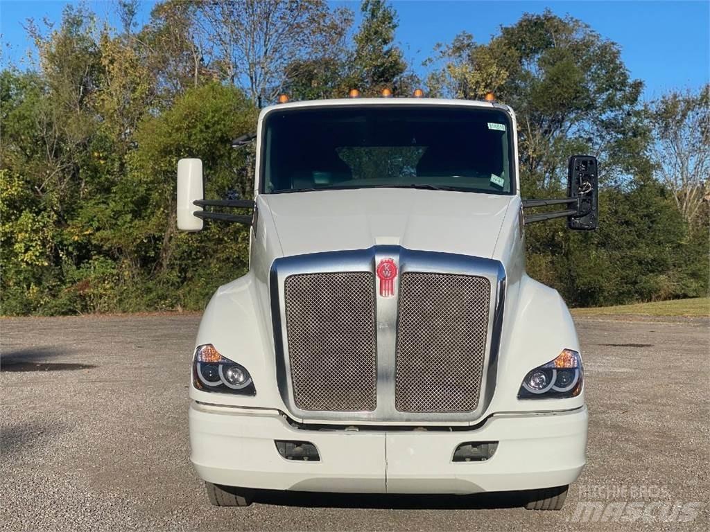 Kenworth T680 Trekkvogner