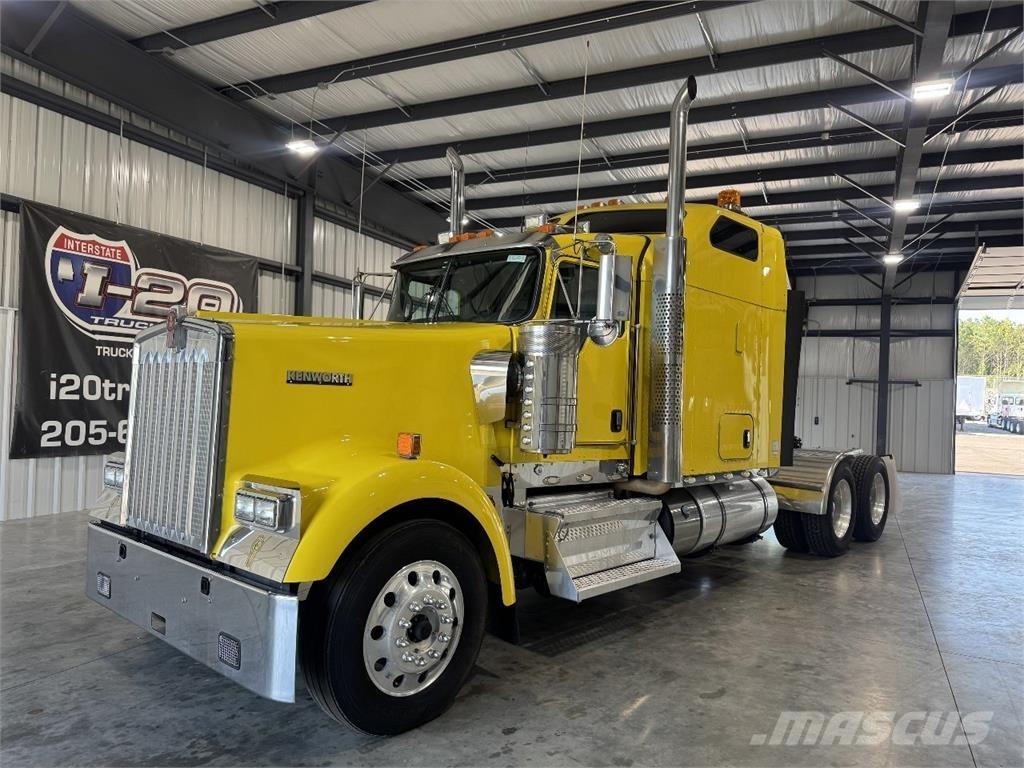 Kenworth W900L Trekkvogner