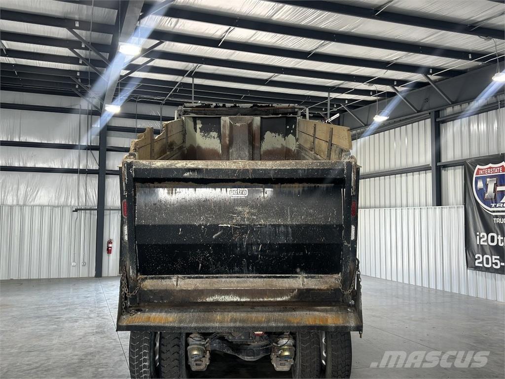 Mack Granite Tippbil