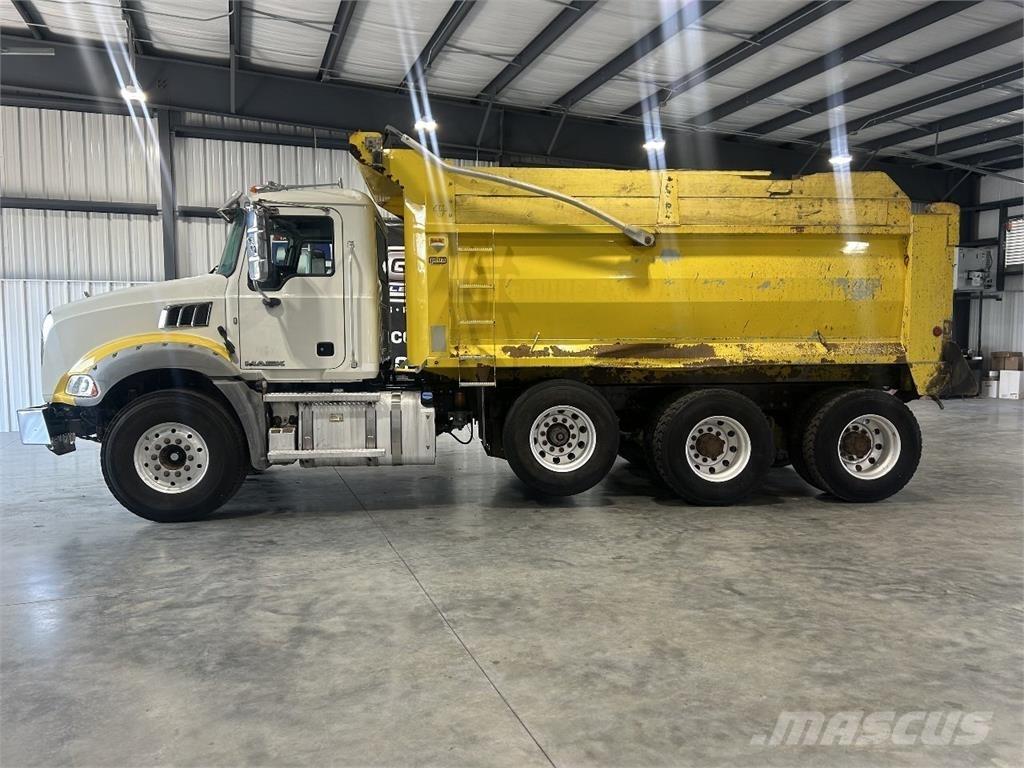 Mack Granite Tippbil