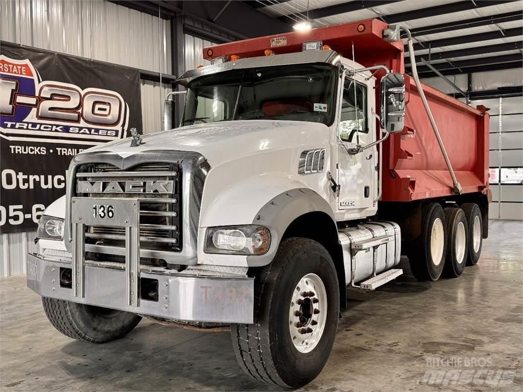 Mack GU713 Tippbil