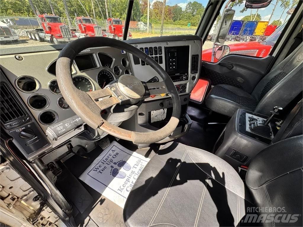 Mack GU713 Tippbil
