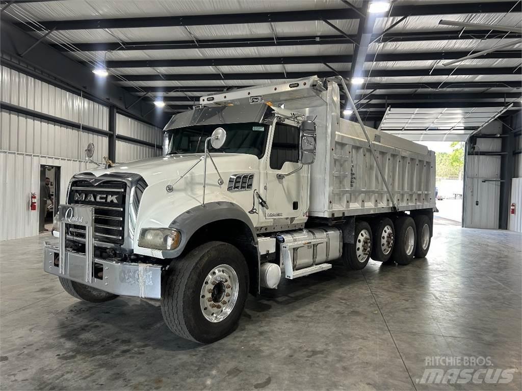 Mack GU713 Tippbil