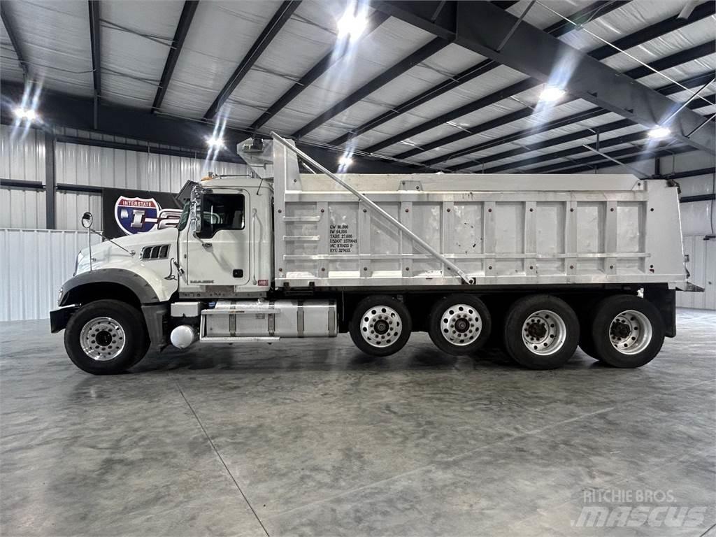 Mack GU713 Tippbil