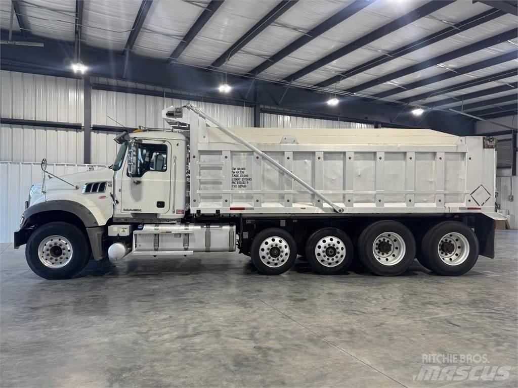 Mack GU713 Tippbil