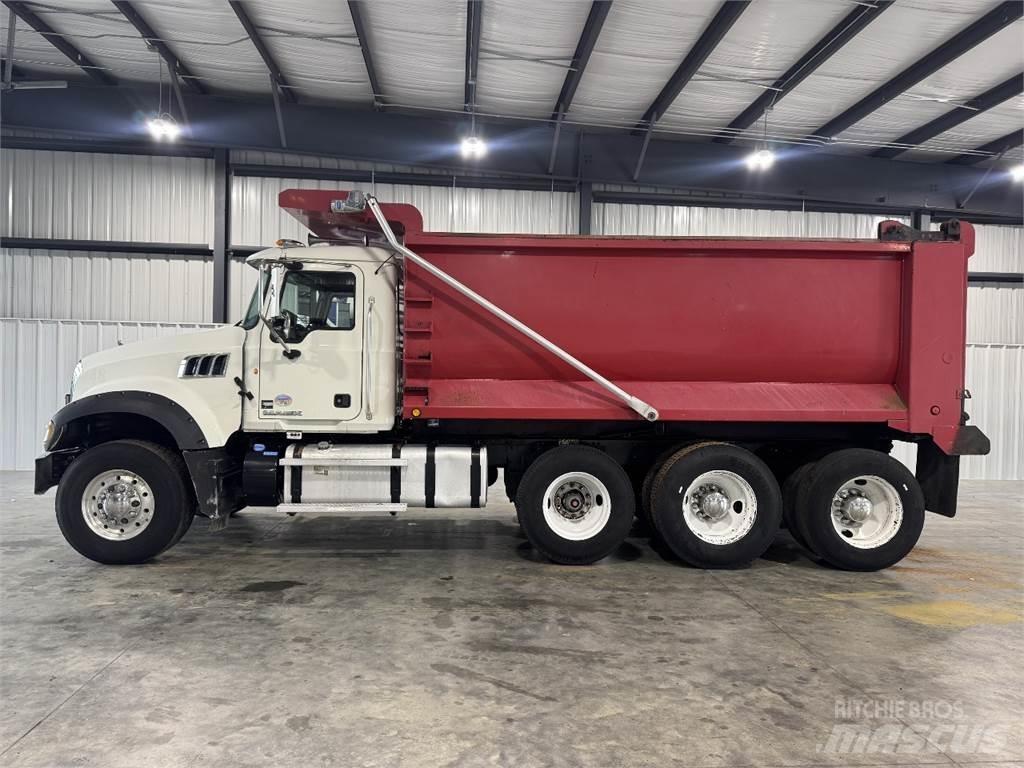 Mack GU713 Tippbil
