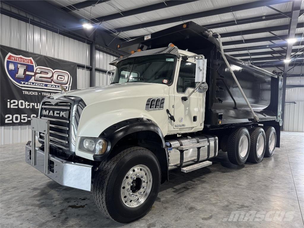Mack GU713 Tippbil