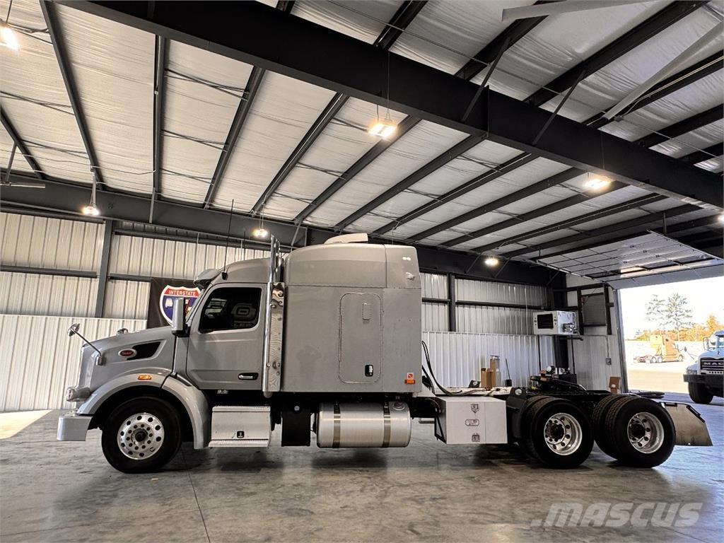 Peterbilt 567 Trekkvogner