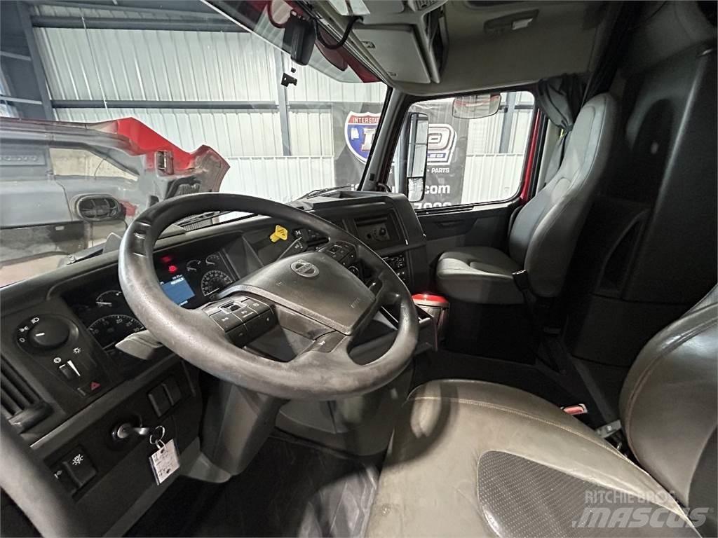 Volvo VNL64T740 Trekkvogner