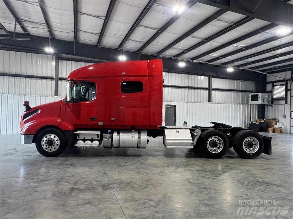 Volvo VNL740 Trekkvogner