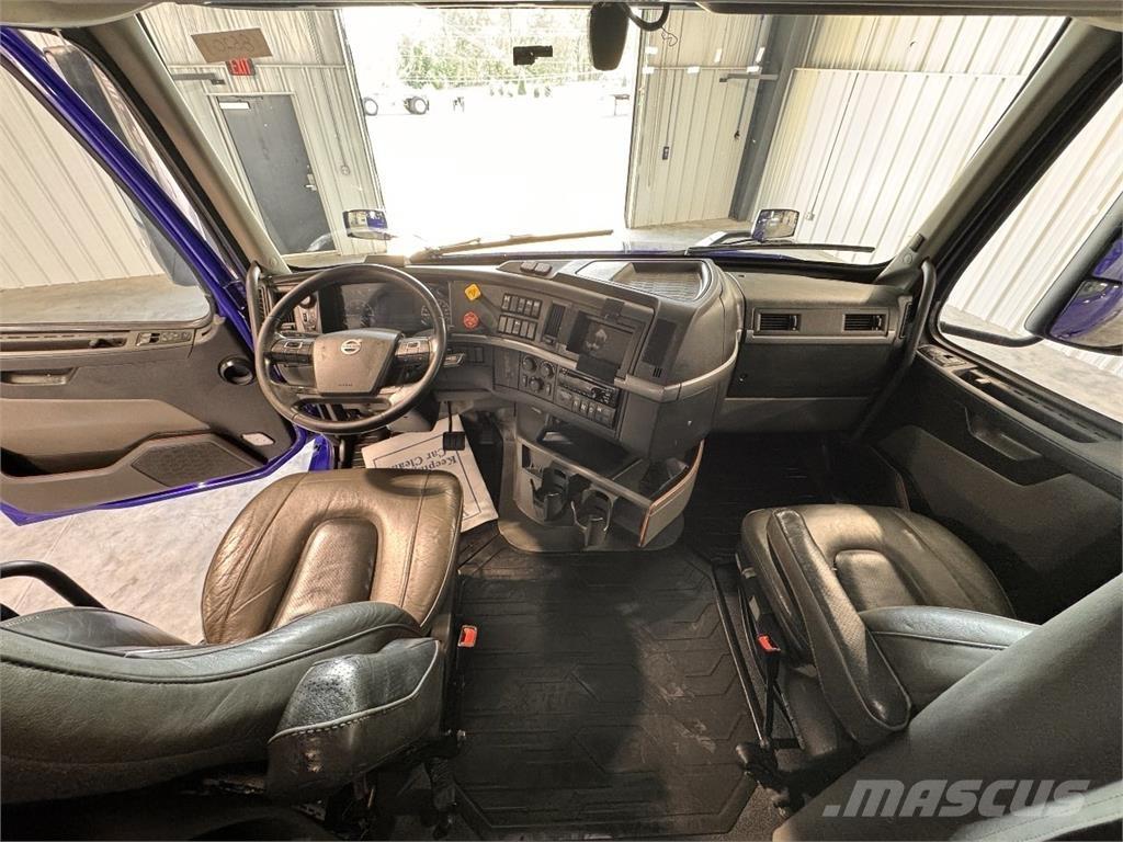 Volvo VNL860 Trekkvogner