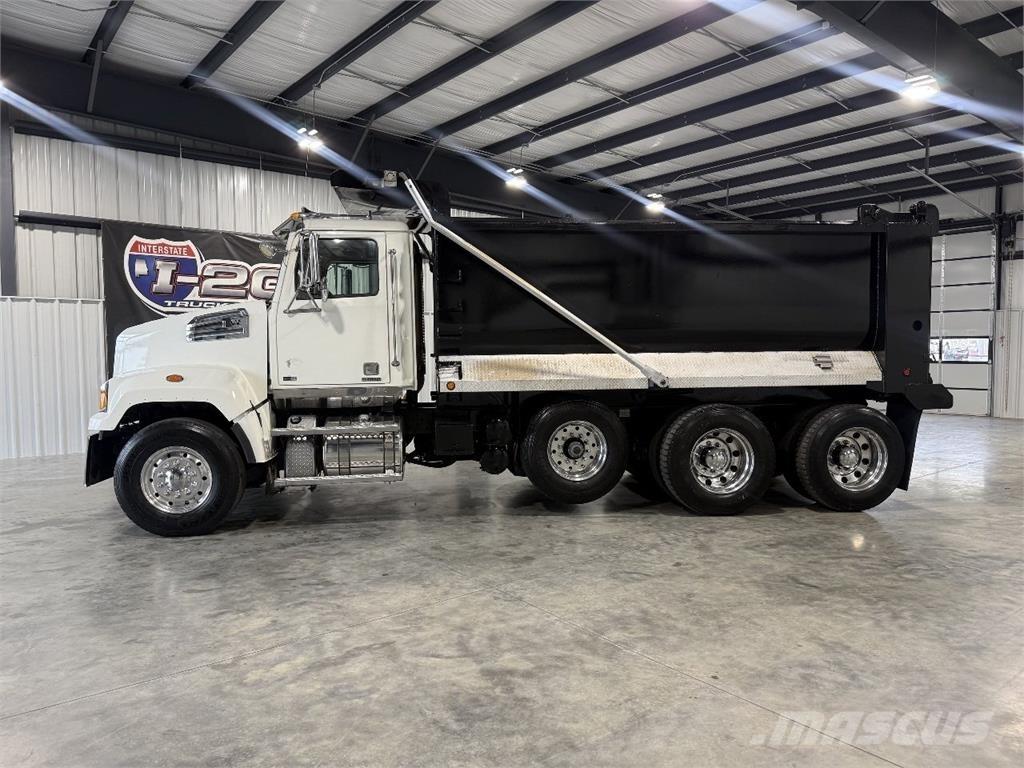 Western Star 4700SF Tippbil