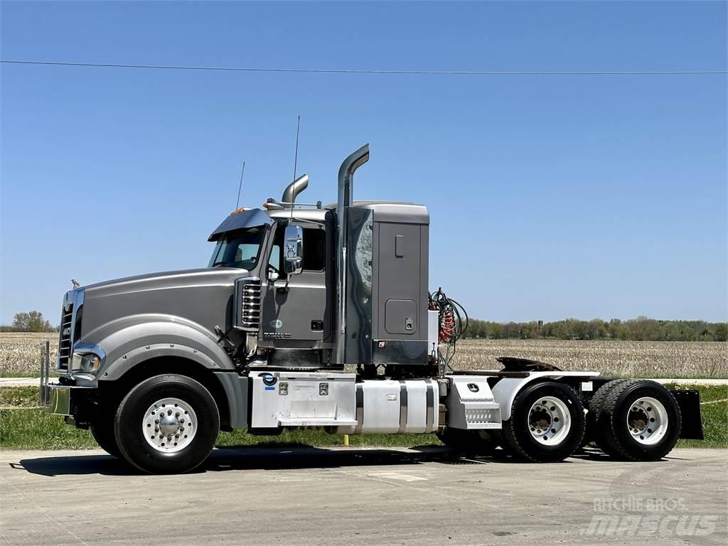 Mack Titan TD713 Trekkvogner