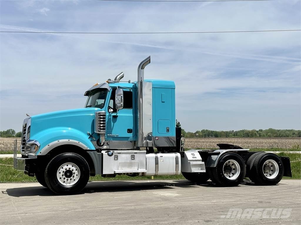 Mack Titan TD713 Trekkvogner
