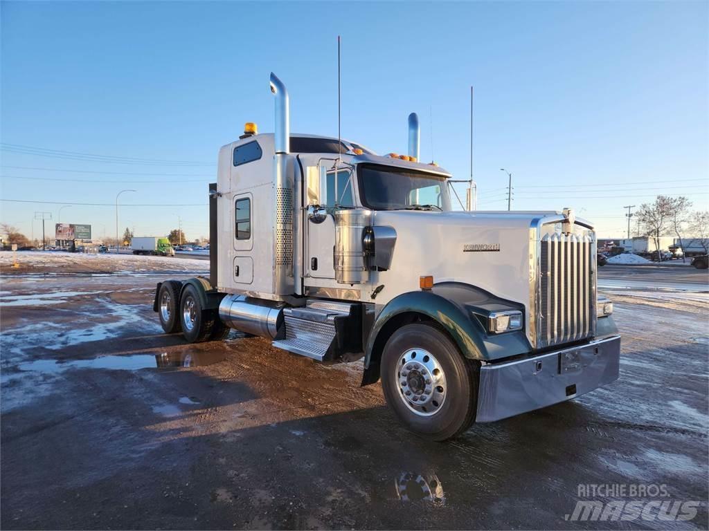 Kenworth W900L Trekkvogner