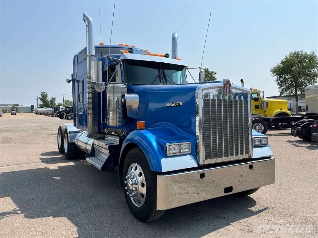 Kenworth W900L Trekkvogner