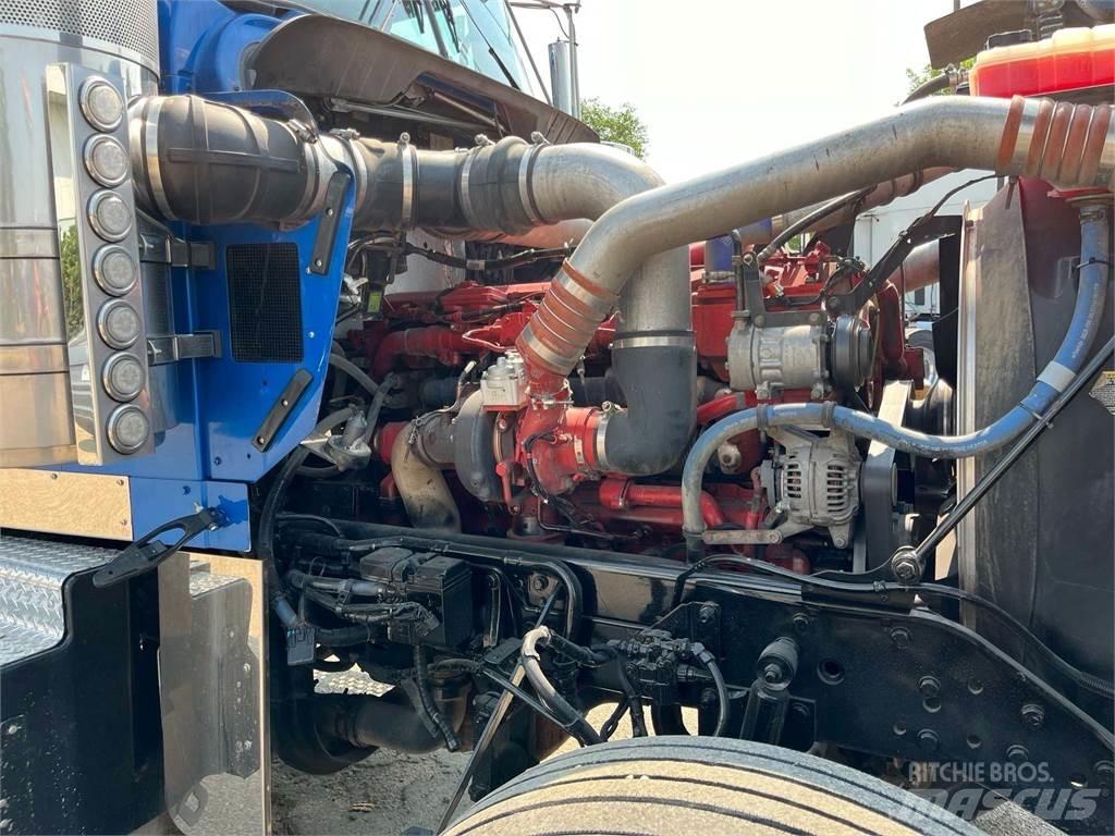 Kenworth W900L Trekkvogner