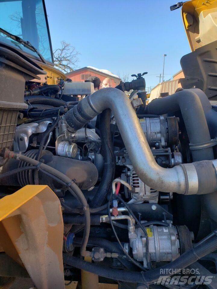 IC Bus CE200 Andre busser