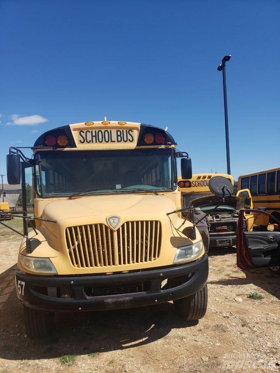 IC Bus CE200 Andre busser