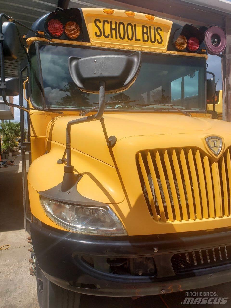 IC Bus CE300 Andre busser
