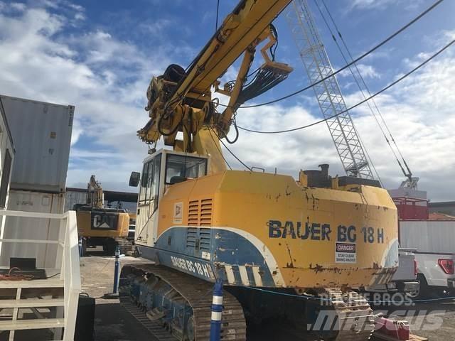 Bauer BG18H Store borerigger