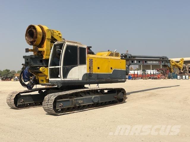 Bauer MBG24 Store borerigger