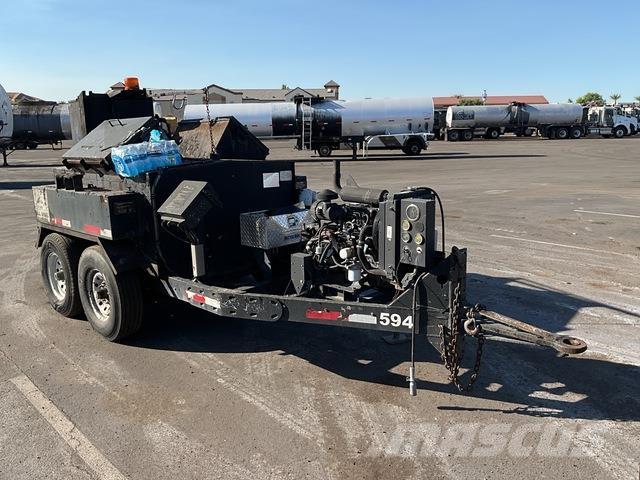  Bearcat BK400D Anlegg - Annet