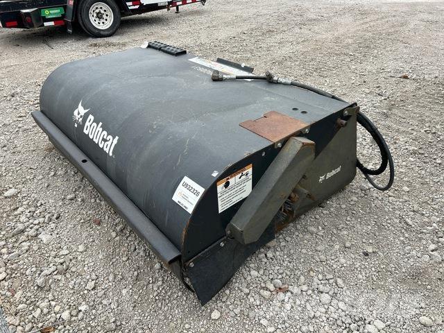 Bobcat  Feiemaskiner