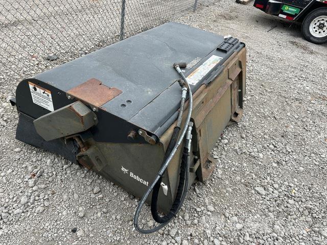 Bobcat  Feiemaskiner