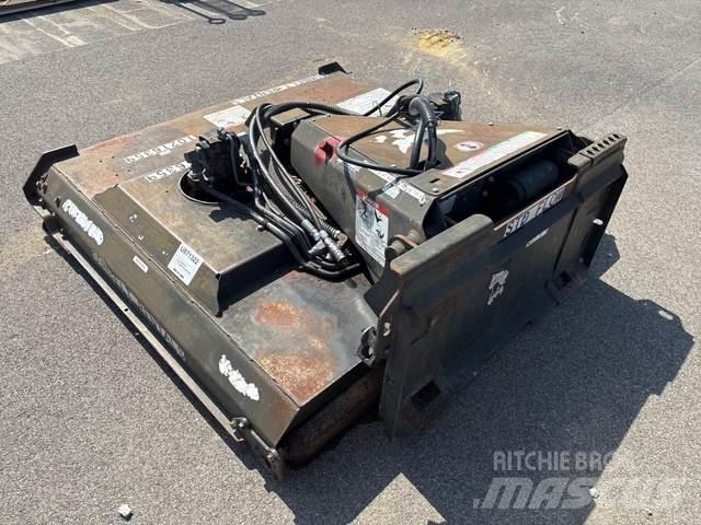 Bobcat  Sitteklippere