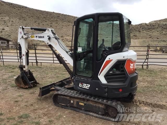 Bobcat E32i Beltegraver