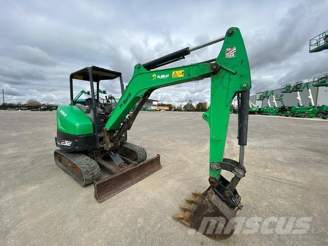 Bobcat E32i Beltegraver