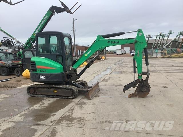Bobcat E32i Beltegraver