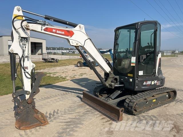 Bobcat E35 Beltegraver