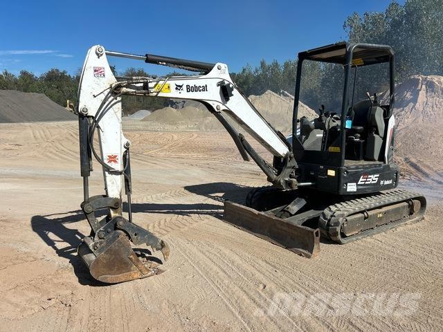 Bobcat E35i Beltegraver